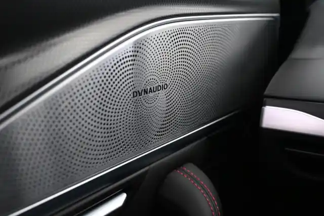  Sedan, XPENG P7 – VAR-012428