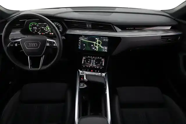 Sininen Maastoauto, Audi Q8 e-tron – VAR-01249