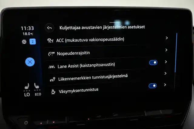 Musta Maastoauto, Volkswagen ID.4 – VAR-01303