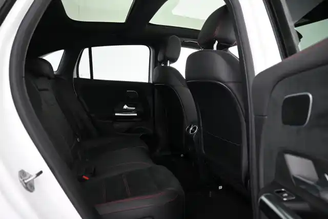 Valkoinen Maastoauto, Mercedes-Benz EQA – VAR-01323