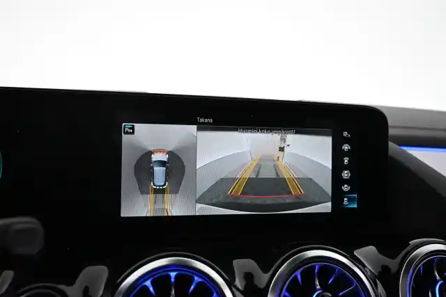 Valkoinen Maastoauto, Mercedes-Benz EQA – VAR-01323