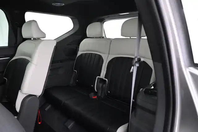 Harmaa Maastoauto, Kia EV9 – VAR-013301