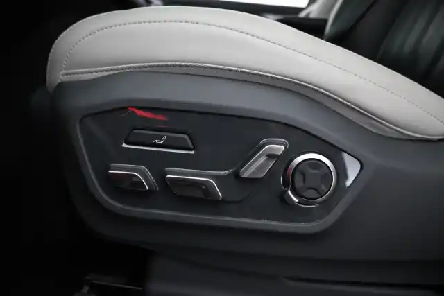 Harmaa Maastoauto, Kia EV9 – VAR-013301