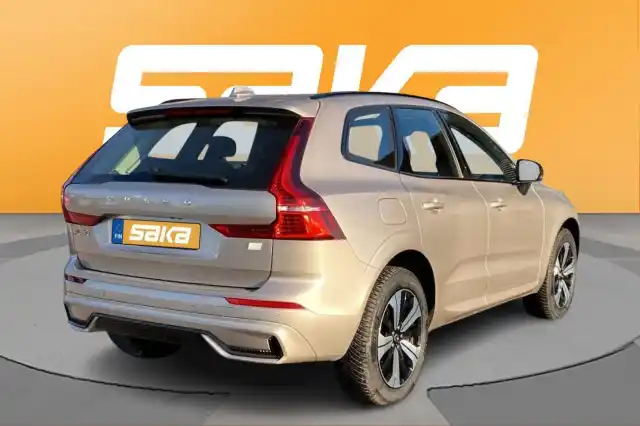 Harmaa Maastoauto, Volvo XC60 – VAR-01399