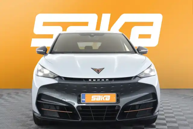 Valkoinen Maastoauto, CUPRA Tavascan – VAR-01473