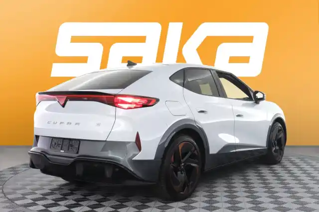 Valkoinen Maastoauto, CUPRA Tavascan – VAR-01473