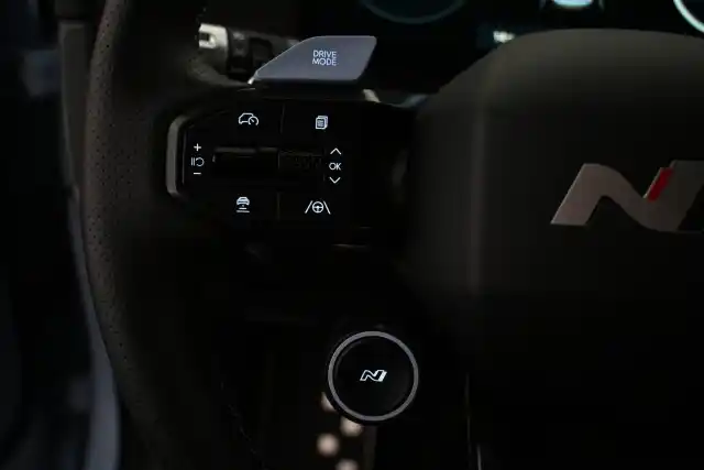 Sininen Maastoauto, Hyundai IONIQ 5 – VAR-01485