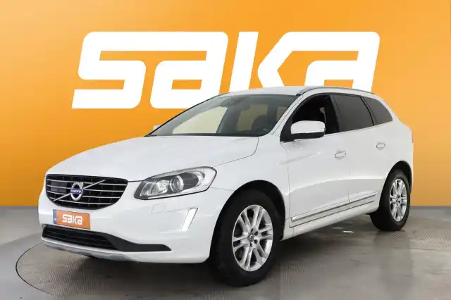 Valkoinen Maastoauto, Volvo XC60 – VAR-01491