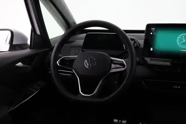 Valkoinen Viistoperä, Volkswagen ID.3 – VAR-01713