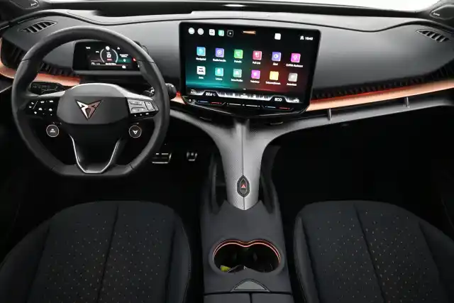 Harmaa Maastoauto, CUPRA Tavascan – VAR-01775