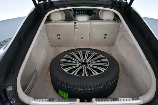 Sininen Sedan, Mercedes-Benz EQS – VAR-01786