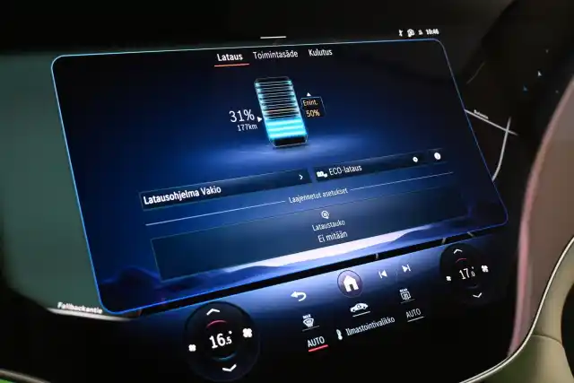 Sininen Sedan, Mercedes-Benz EQS – VAR-01786