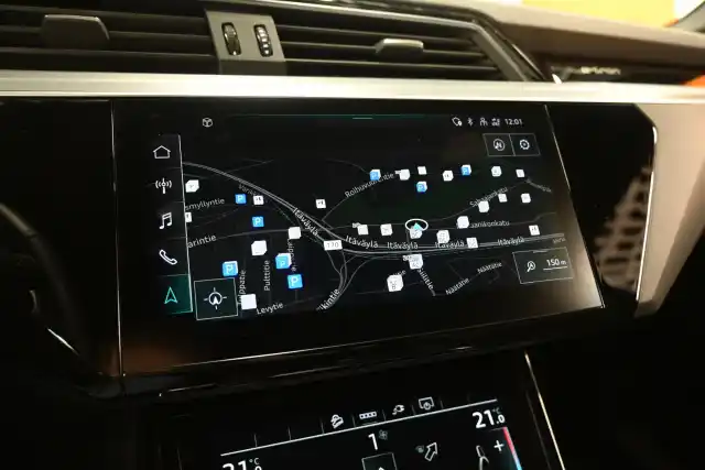 Harmaa Viistoperä, Audi e-tron – VAR-019458