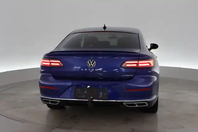 Sininen Sedan, Volkswagen Arteon – VAR-02022