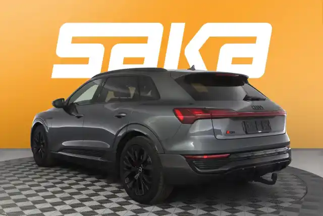 Harmaa Maastoauto, Audi Q8 e-tron – VAR-02191