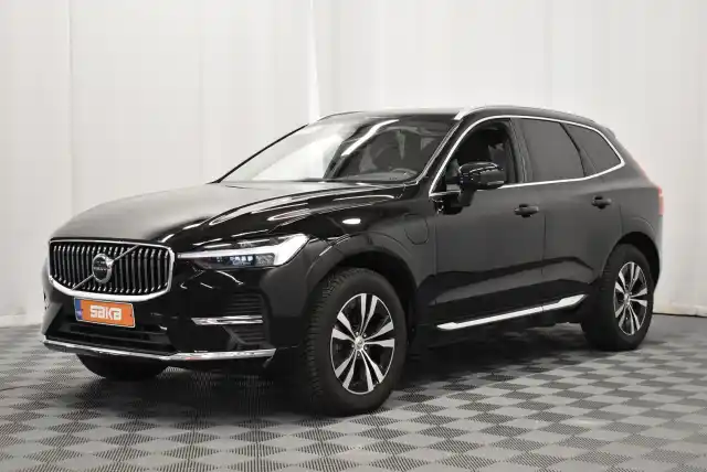 Musta Maastoauto, Volvo XC60 – VAR-02267