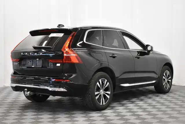 Musta Maastoauto, Volvo XC60 – VAR-02267