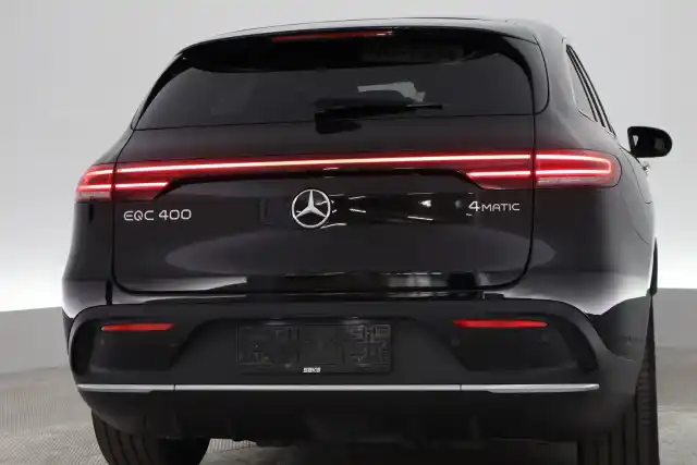 Musta Maastoauto, Mercedes-Benz EQC – VAR-023707