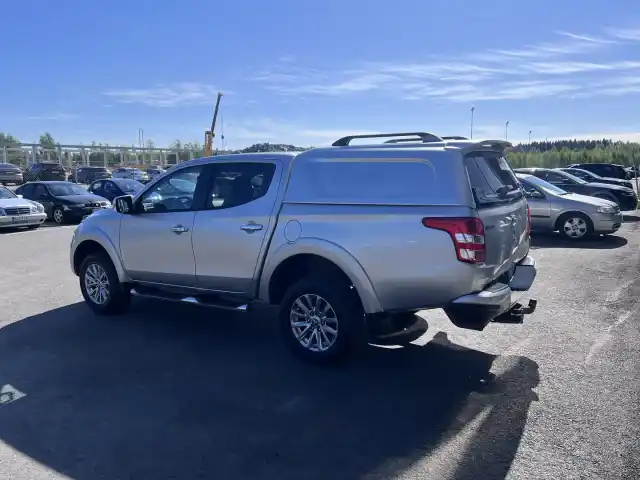Harmaa Pakettiauto, Mitsubishi L200 – VAR-02375