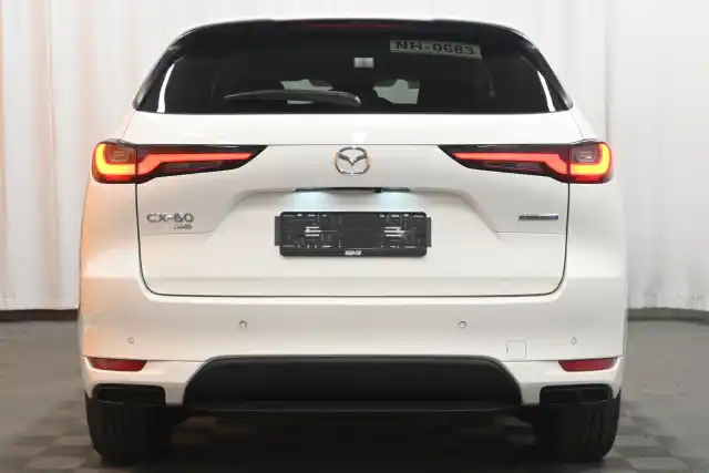 Valkoinen Maastoauto, Mazda CX-60 – VAR-02381