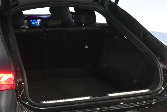 Musta Sedan, Mercedes-Benz EQS – VAR-02386