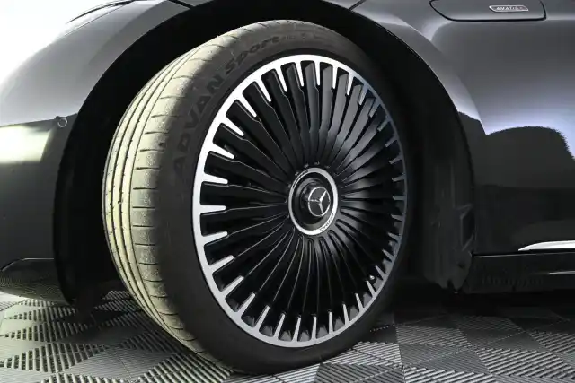 Musta Sedan, Mercedes-Benz EQS – VAR-02386