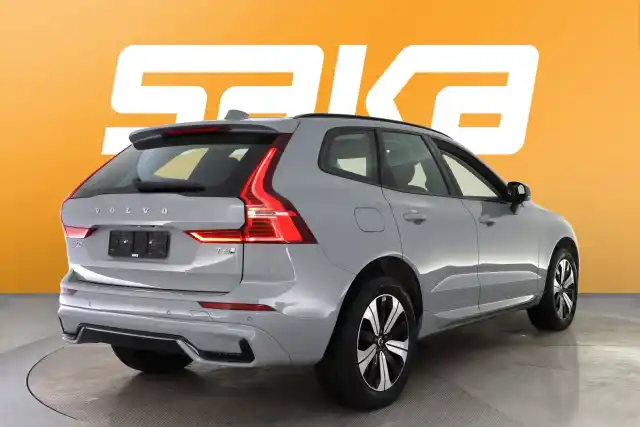 Harmaa Maastoauto, Volvo XC60 – VAR-02394