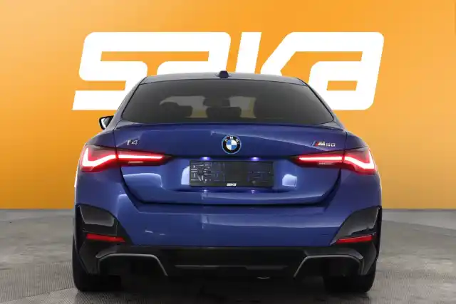 Sininen Sedan, BMW I4 M50 – VAR-02429