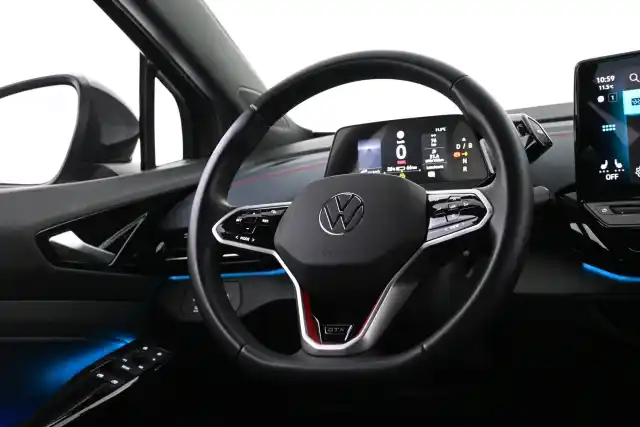 Musta Maastoauto, Volkswagen ID.4 – VAR-024669