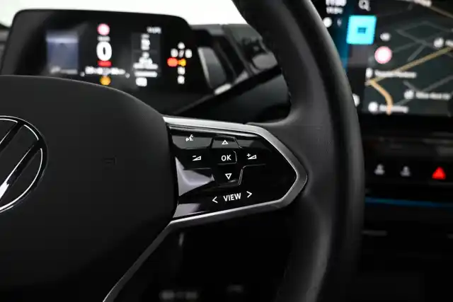 Musta Maastoauto, Volkswagen ID.4 – VAR-024669
