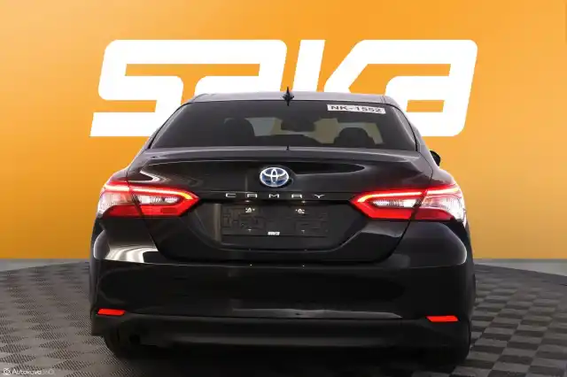 Musta Sedan, Toyota Camry – VAR-02584