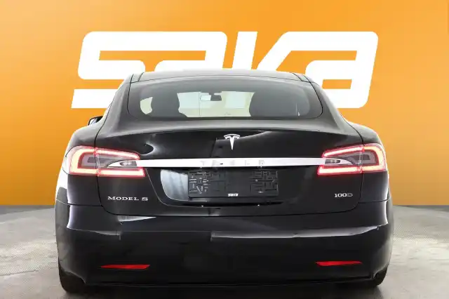 Musta Sedan, Tesla Model S – VAR-02636