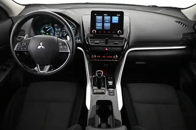 valkoinen Maastoauto, Mitsubishi Eclipse Cross – VAR-027447