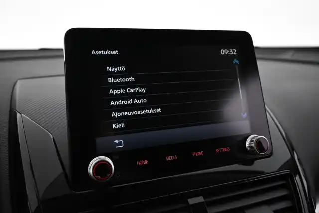 valkoinen Maastoauto, Mitsubishi Eclipse Cross – VAR-027447