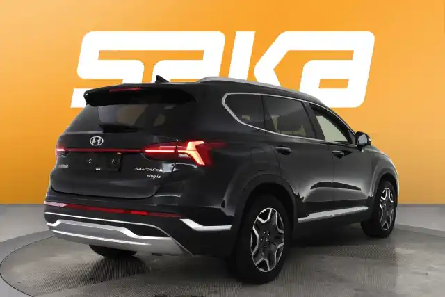 Musta Maastoauto, Hyundai Santa Fe – VAR-02771