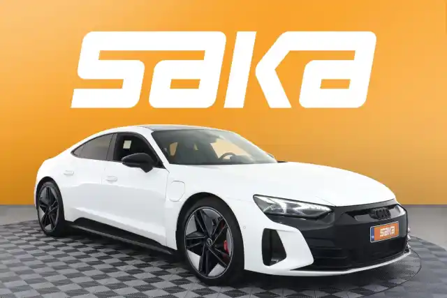 Valkoinen Coupe, Audi e-tron GT – VAR-02788