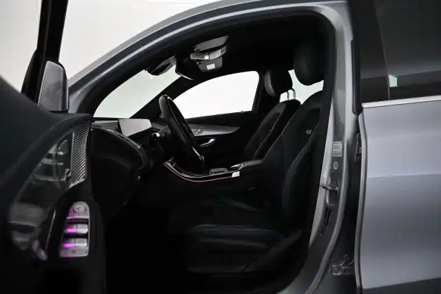 Harmaa Maastoauto, Mercedes-Benz EQC – VAR-02880