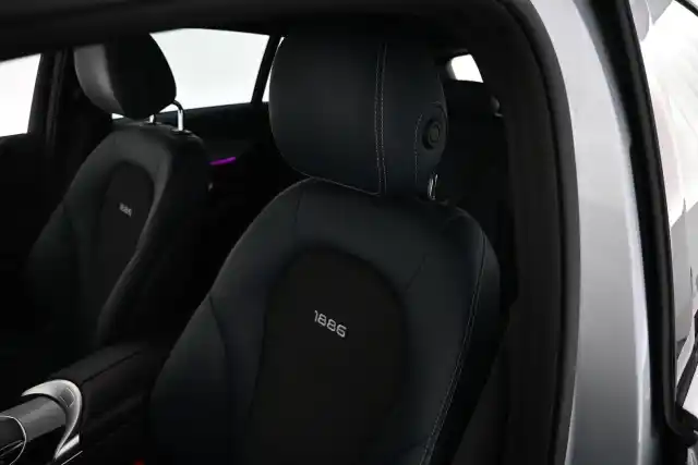 Harmaa Maastoauto, Mercedes-Benz EQC – VAR-02880