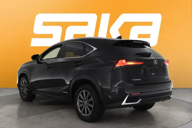 Musta Maastoauto, Lexus NX – VAR-02889