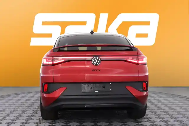 Punainen Maastoauto, Volkswagen ID.5 – VAR-02918