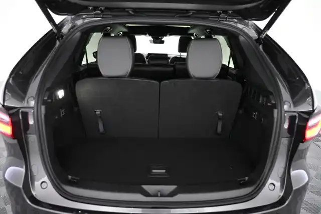 Harmaa Maastoauto, Mazda CX-80 – VAR-02946
