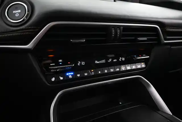 Harmaa Maastoauto, Mazda CX-80 – VAR-02946