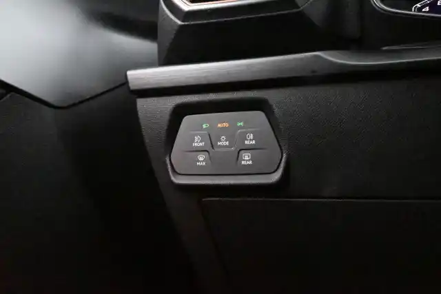 Harmaa Farmari, CUPRA Leon Sportstourer – VAR-031137