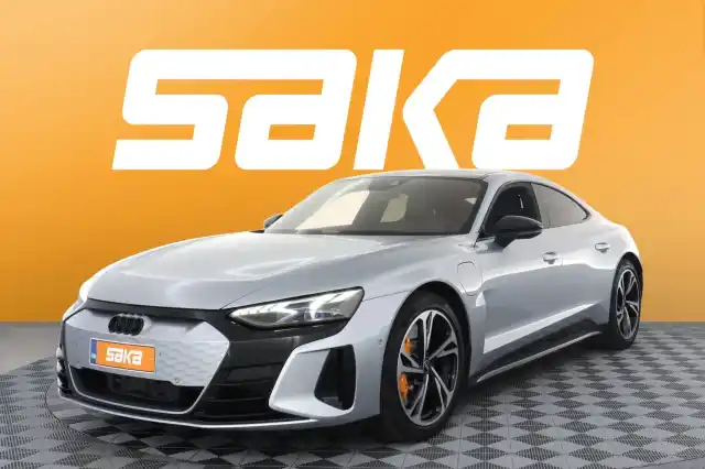 Harmaa Coupe, Audi e-tron GT – VAR-03155