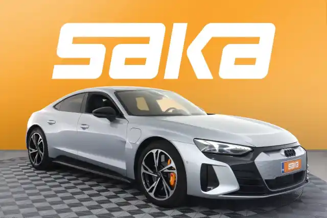 Harmaa Coupe, Audi e-tron GT – VAR-03155