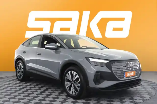 Harmaa Maastoauto, Audi Q4 e-tron – VAR-03267