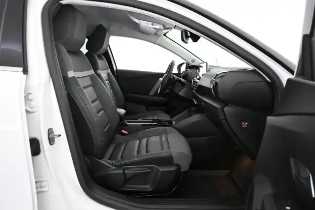  Viistoperä, Citroen C4 – VAR-033351