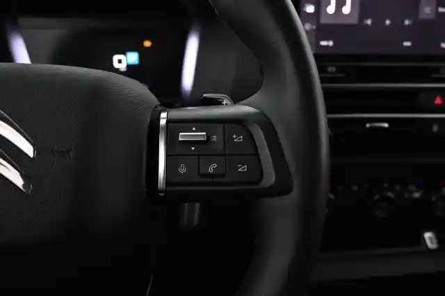  Viistoperä, Citroen C4 – VAR-033374
