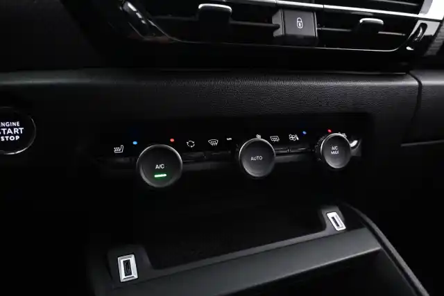  Viistoperä, Citroen C4 – VAR-033374