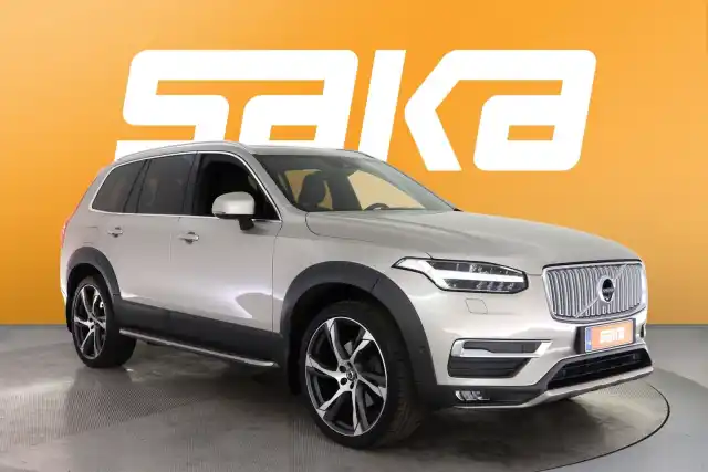 Beige Maastoauto, Volvo XC90 – VAR-03366